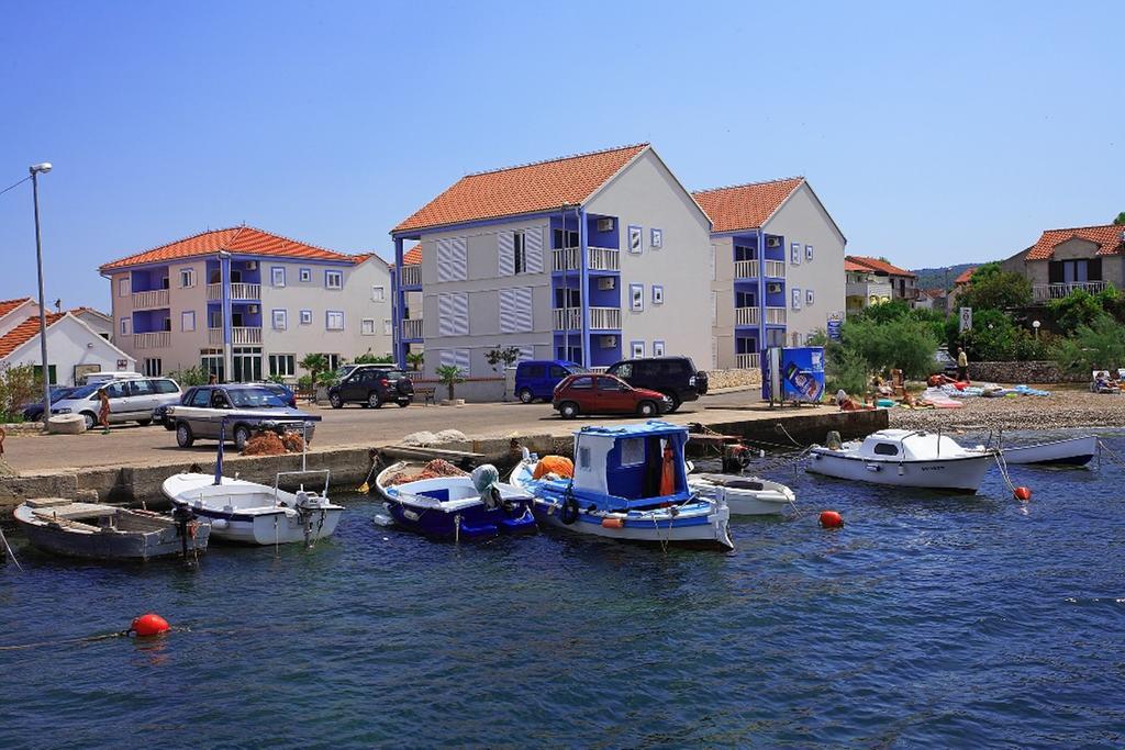 Aparthotel Marina Gromela Mirce Pokój zdjęcie