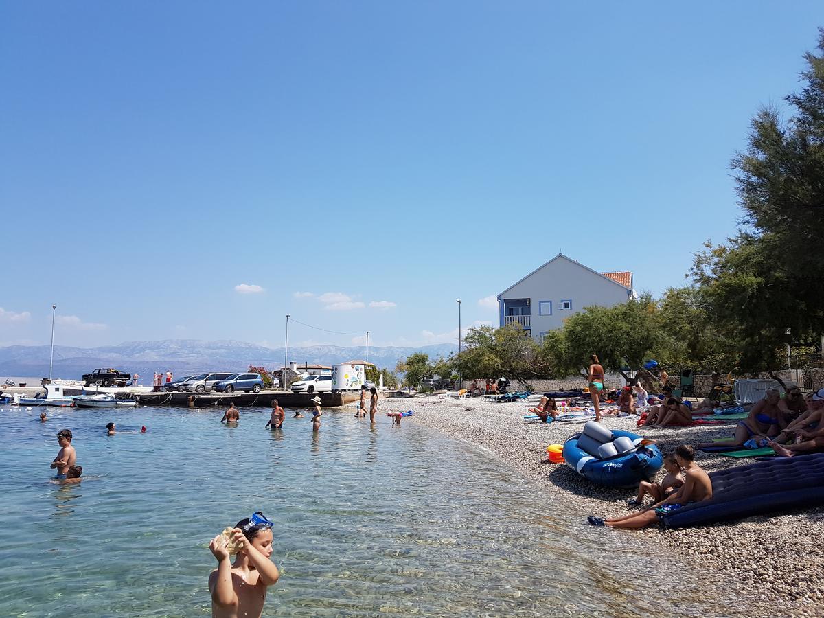 Aparthotel Marina Gromela Mirce Zewnętrze zdjęcie