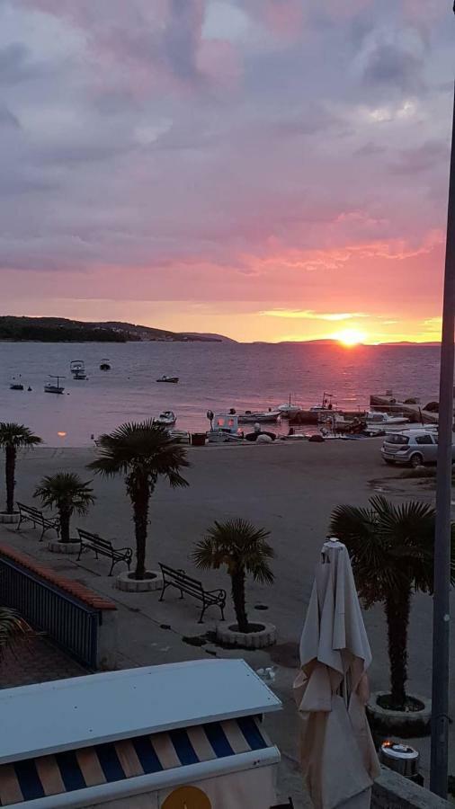 Aparthotel Marina Gromela Mirce Zewnętrze zdjęcie