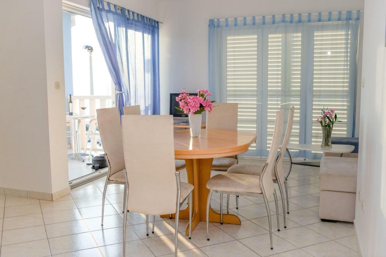 Aparthotel Marina Gromela Mirce Zewnętrze zdjęcie