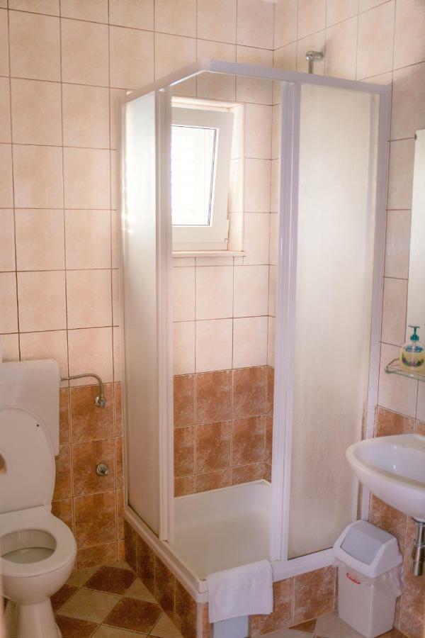 Aparthotel Marina Gromela Mirce Zewnętrze zdjęcie